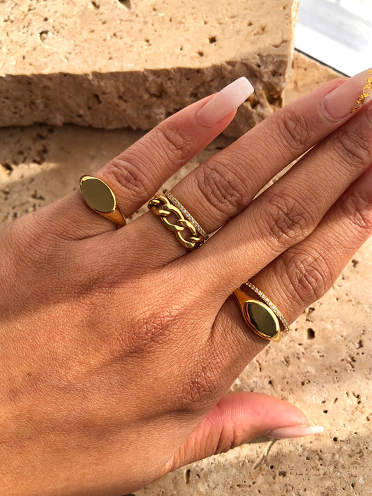 Oval Signet Ring | 18k Gold Plated