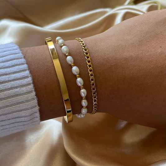 Poppy Pearl Bracelet