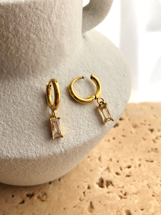 Baguette Huggie | 18K Gold Plated