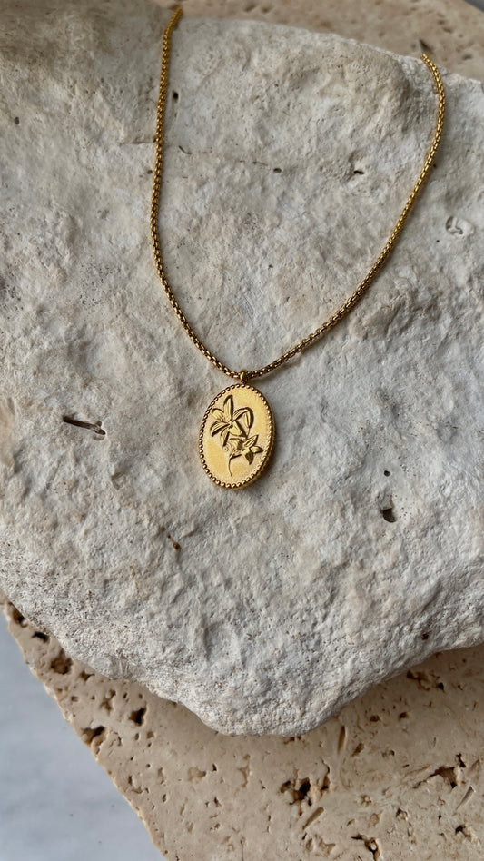Gold Lily Necklace | 18k Gold Plated