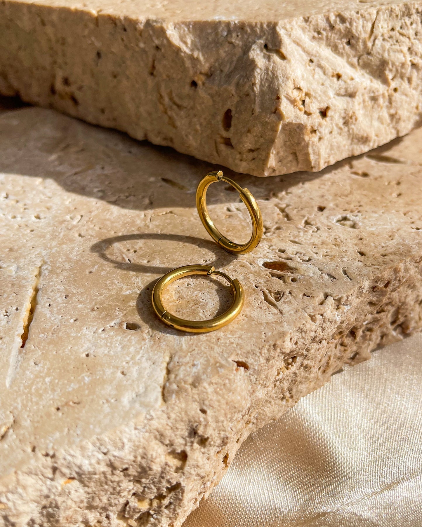 Thin Hoops - 30mm | 18K Gold Plated