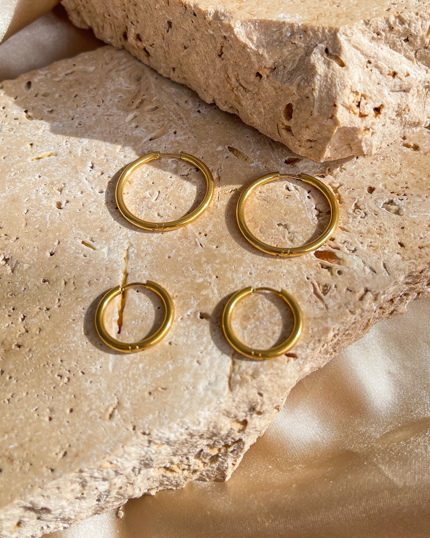 Thin Hoops - 30mm | 18K Gold Plated