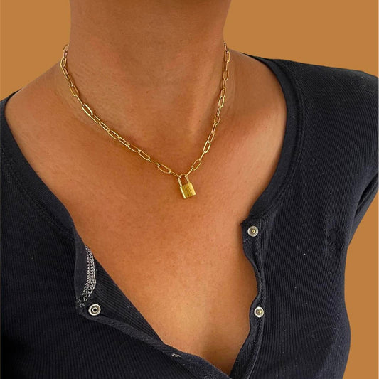 Lock Paperclip Necklace | 18k Gold Plated