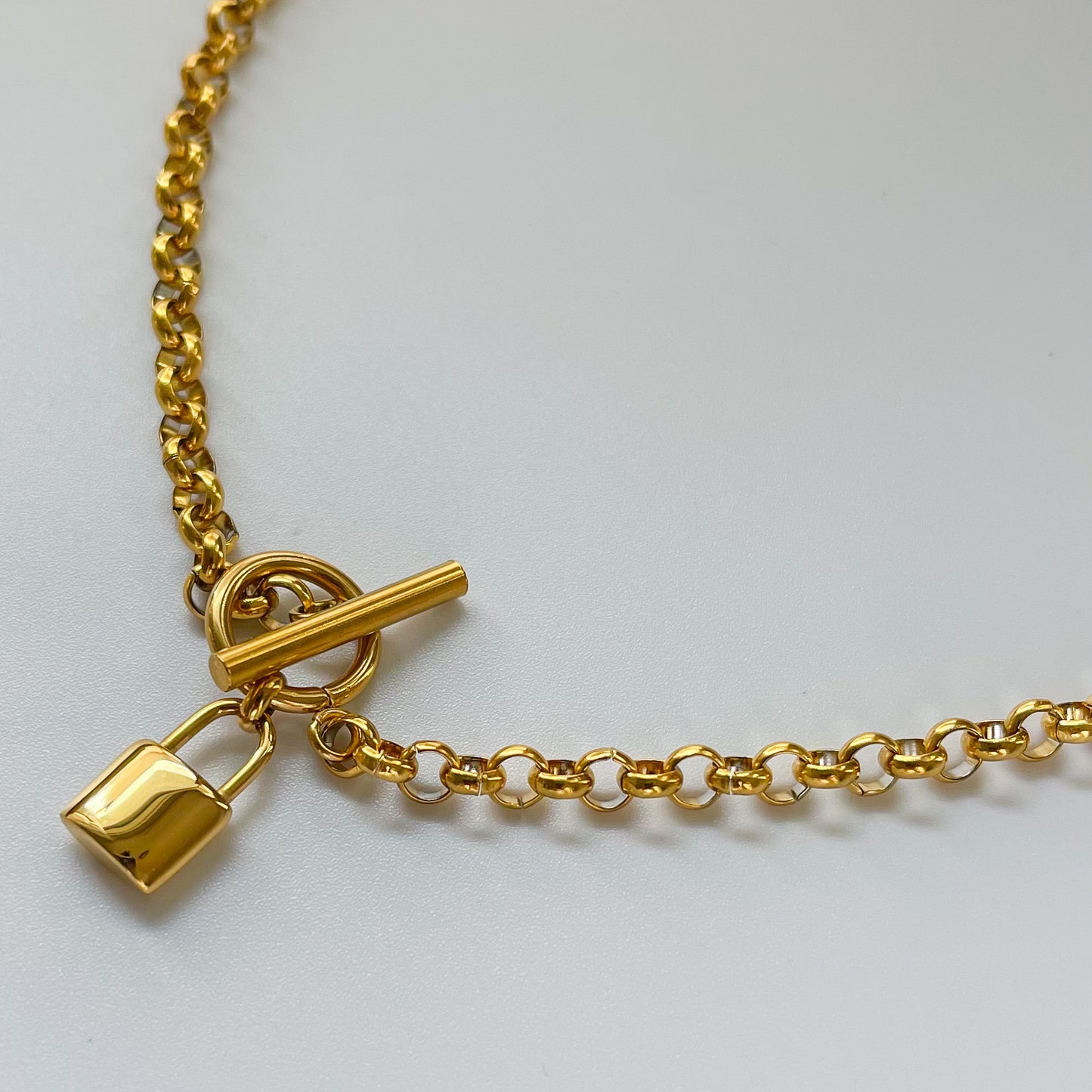 Lock Belcher Chain Necklace | 18K Gold Plated