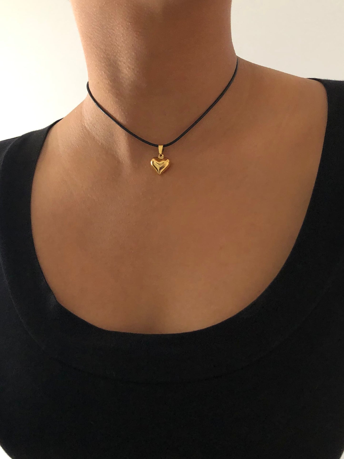 Puff Heart Necklace- Choker Black | 18K Gold Plated